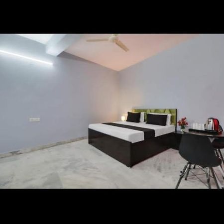 Hotel Day Night Inn New Delhi Ngoại thất bức ảnh