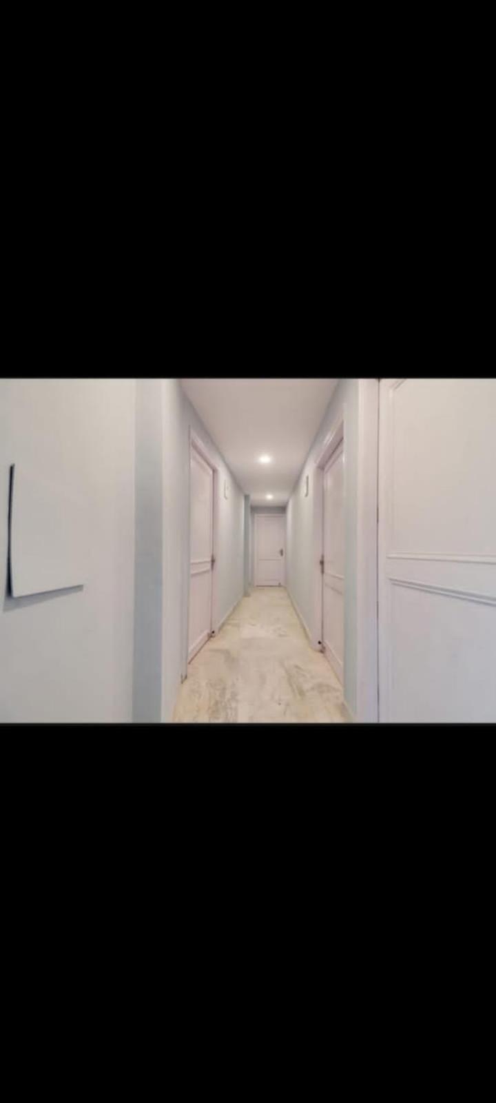Hotel Day Night Inn New Delhi Ngoại thất bức ảnh