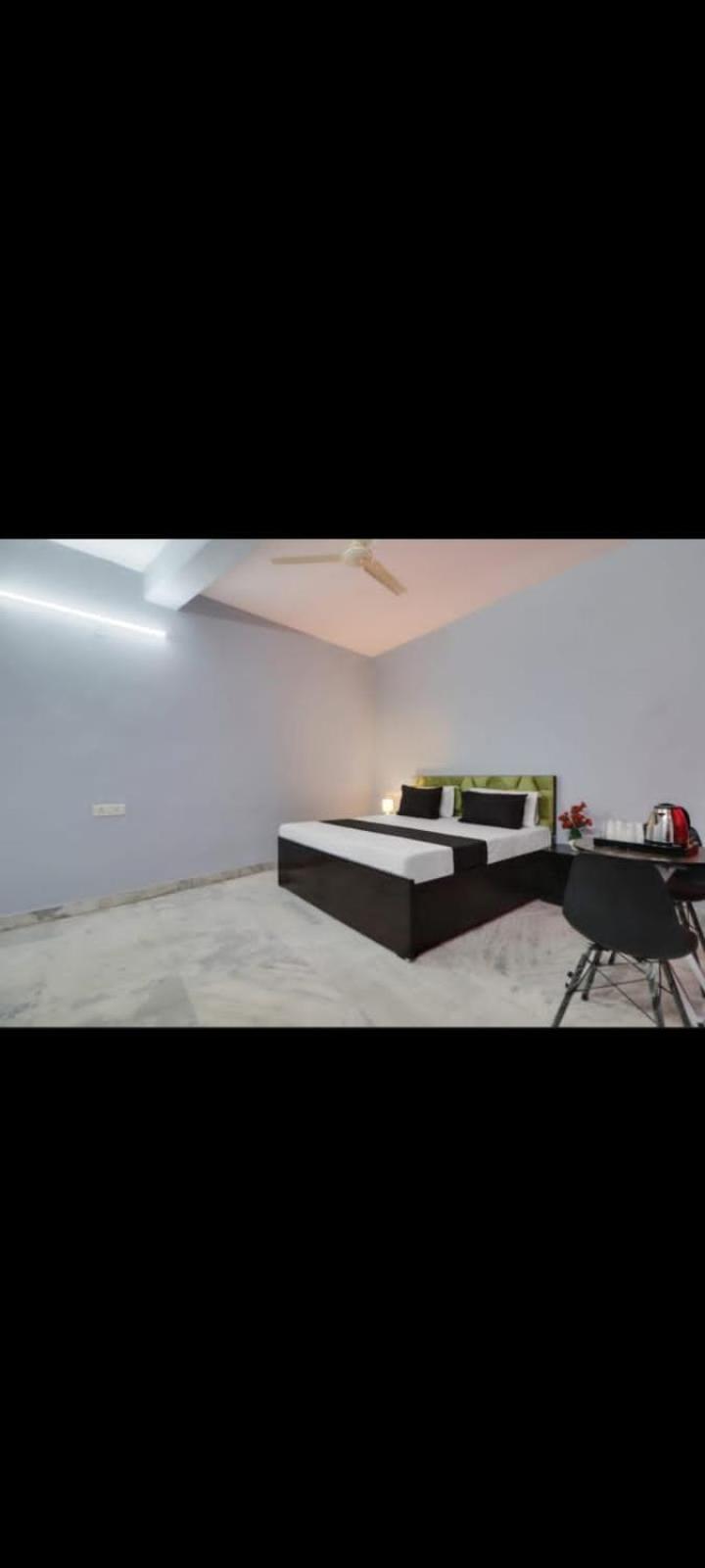 Hotel Day Night Inn New Delhi Ngoại thất bức ảnh